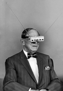 astromonster:  Hugo Gernsback wearing his TV Glasses in 1963