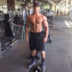 jockjizz:  alphadom4cashfags:  Faggot came up to me at the gym,