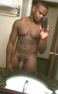 nudeselfshots-blackmen.tumblr.com/post/62502215255/