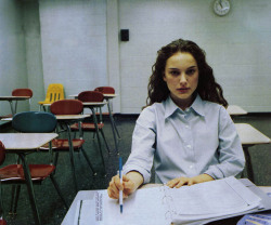 hailstorrm:  studyingsimo:  birdieflyhigh:  Natalie Portman 