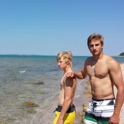 hotwebdudes:  http://hotwebdudes.tumblr.com/ 