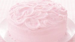 marshmalllovv:  Pink Champagne Layer Cake My Edit // Source +