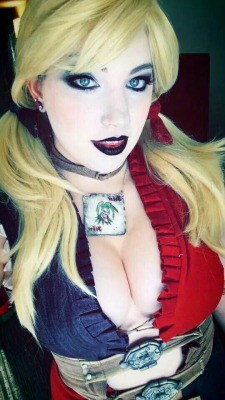 demonsee:  Harley Quinn 