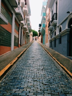 thvnderinq:  Mayagüez, Puerto Rico