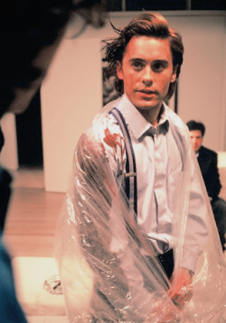 wwweath:  euo:  Jared Leto on the set of American Psycho (2000)