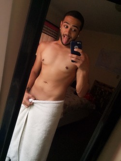 nerdy-little-leo-gaymer:  That wonderful feeling after showers