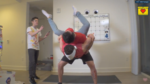 bugheadiplier:  MARK AND TYLER NAILED THOSE YOGA POSES!!! @markiplier From “Blindfold Friend Yoga” 