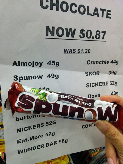 tastefullyoffensive:I’ll take one Spunow and one Sickers, please. (photo via blakjac71)