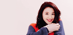 femadols: pink chaeyoung gifset ♡ for anonymous