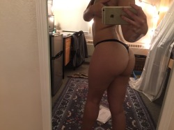 your-moon-and-stars:  First butt pic of the new year I guess