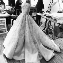 csiriano:  Beautiful wedding weekend! Love this detailed appliqué