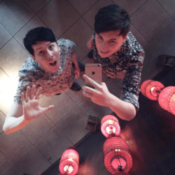 danscrotch:  + obligatory “ooh there’s a mirror on the ceiling!”