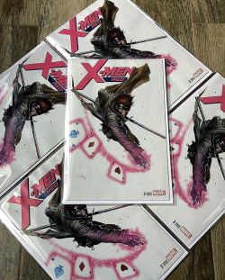 nomoremutants-com:  @igcomicstore ‘s X-MEN Red Variant issue