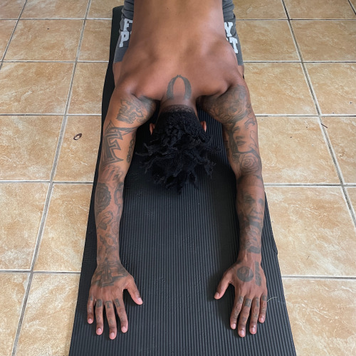 veryfilthyshit:  yoga bitch