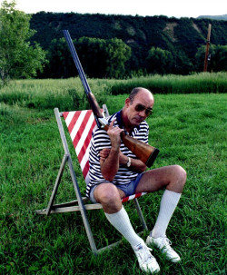 cerebralzero:  theproudsinner:  Hunter S. Thompson  short short