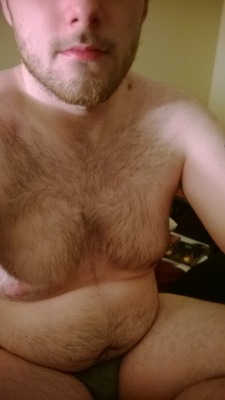 nerdcub6:  Well, since there is alot of very attractive tummies