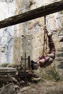 cordineclubarchives:  Bunny: Liricaa Lamat Ropes: Andrea Ropes