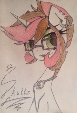 captainpandatree:  Drew this for skuttz because I fuckin love