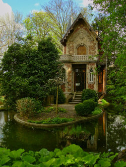 bluepueblo:  Alexandre Dumas’ Cottage, Marly le Roi, France