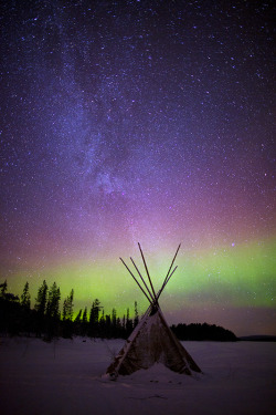 etherealvistas:  Lappish Teepee and Night Sky (Finland) by The