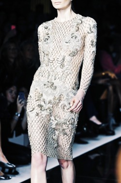 whore-for-couture:  velvetrunway:  Julien Macdonald S/S 2014posted