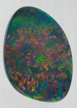 bijoux-et-mineraux:  Boulder Opal -  Queensland, Australia  