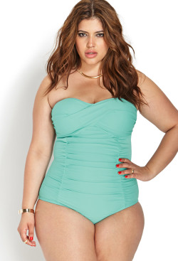 curveappeal:  Denise Bidot for Forever 21  42 inch bust, 34 inch