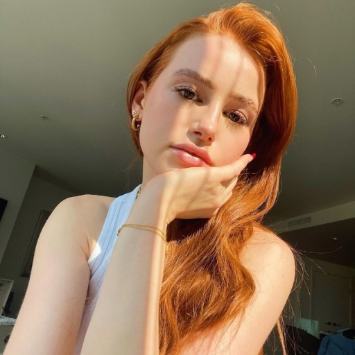 madsupdates:Madelaine x Fabletics