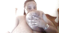 nycbbc718:  Light skin bbw with some big ass titties