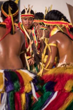   Yap dancers, photographed at the Festival de las Artes del