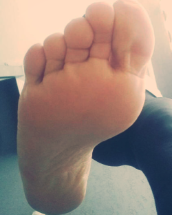 rosestoes:  Lick my soles !! - Rose xo