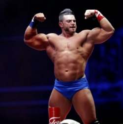 stephluvzrasslin:Brian Cage