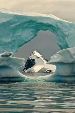 expressions-of-nature:  Iceberg Frame by: David Kelly 