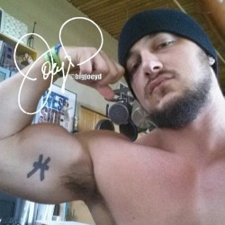 bigjoeyd:  #Flex_Friday is here again!  #fit #fitspo #fitspiration