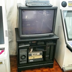 90scyberthriller: My newly set up Japanese computer station.