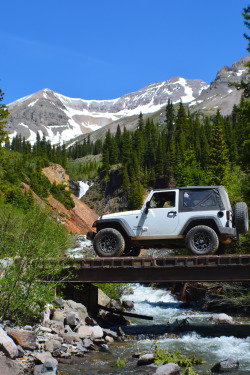 cadhx:  jus livin’ the jeep life…road warriors will never