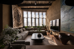 odaro: Wabi Sabi Apartment / Sergey Makhno Architects