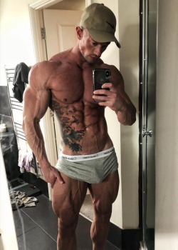 teenmuscular:  