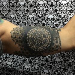 #tattoo #tatuaje #curado #healed #mandala #hindu #lineas #dotwork