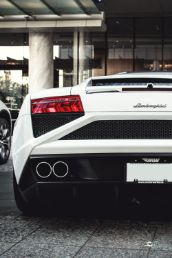 themanliness:  Lamborghini Gallardo | Source | More       