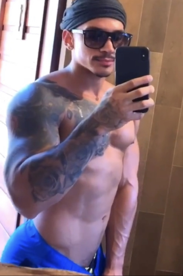 fatmenwithbigbellies:What the hell is Diego eating thats causing