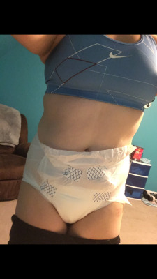 diapersanonymous:  princessalexis5:  I wore a diaper for the