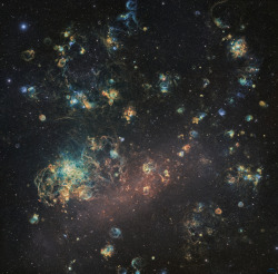 itscolossal:Photograph of Multicolored “Cloud” Galaxy by