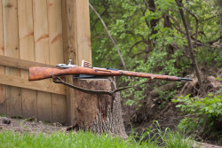 cerebralzero:  silversaurus:  Did a quick shoot for a 1939 Mosin..
