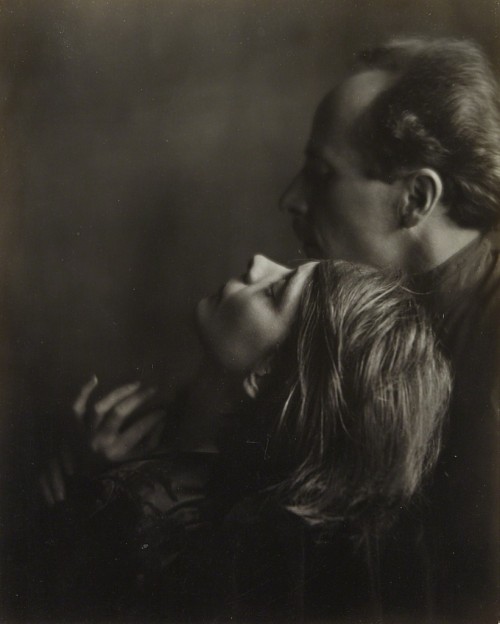 joeinct:  Edward Weston and Margrethe Mather, Photo by Imogen