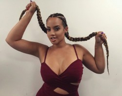 thinfatfit:  Dascha Polanco 