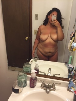 honey-lulu:  Interesting sunburn/tan lines today