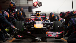automotivated:  (via The Tense Beauty Of Formula One Practice
