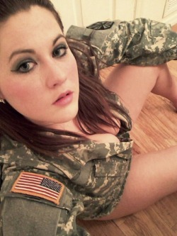 militarygirlswivesgirlfriends.tumblr.com/post/119083162767/