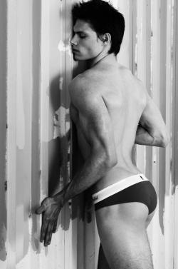 gaypornpride.tumblr.com/post/47643373154/